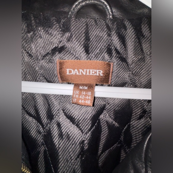 Danier Vintage Leather Jacket - Oversized Medium - Picture 2 of 3